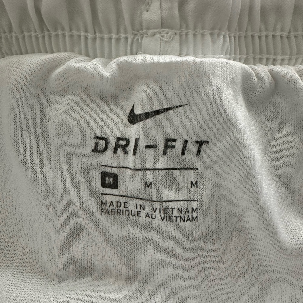 Nike Women's Athletic White Shorts - Picture 4 of 4